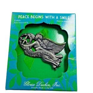 Gloria Duchin Peace Begins With A Smile Flying Angel Swarovski Ornament New